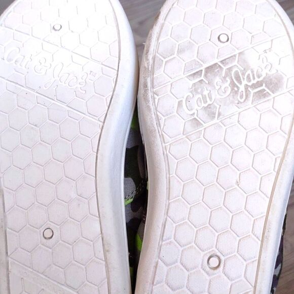 (17-4020)   🔥3/$20🔥  Cat & Jack Archer Size 12 - Picture 6 of 10